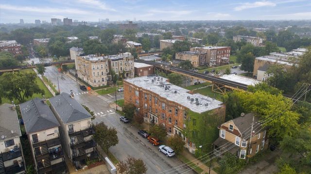 231 E 59th Street 1, Chicago, IL 60637