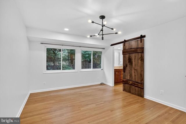 5 DON MILLS CT, Rockville, MD 20850