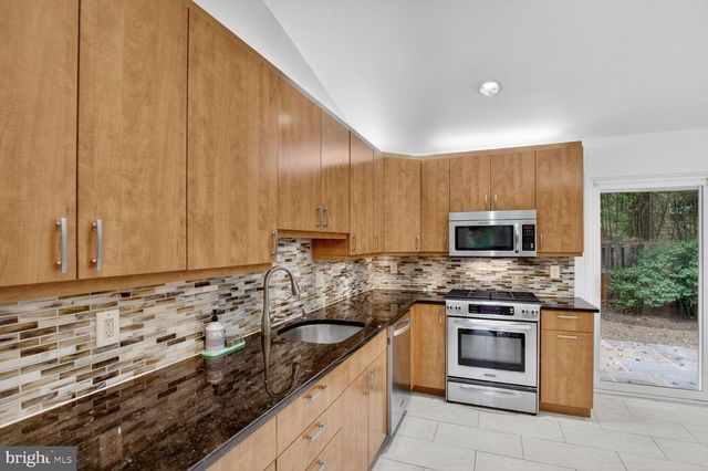 5 DON MILLS CT, Rockville, MD 20850