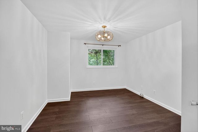 5 DON MILLS CT, Rockville, MD 20850
