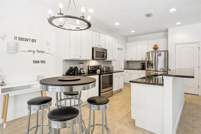 4071 OAKTREE DRIVE, Davenport, FL 33837