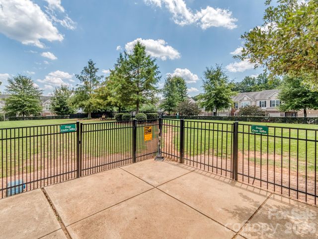3831 Park South Station Boulevard, Charlotte, NC 28210