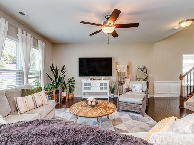 3831 Park South Station Boulevard, Charlotte, NC 28210