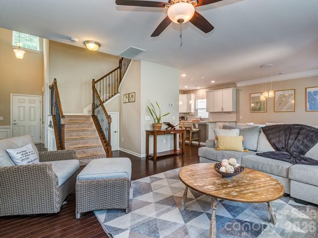 3831 Park South Station Boulevard, Charlotte, NC 28210