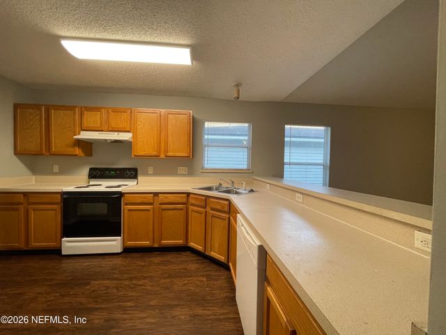 9374 DANIELS MILL Drive, Jacksonville, FL 32244
