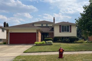 2268 Academy Drive, Troy, MI 48083