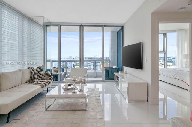 6899 Collins Ave 1009, Miami Beach, FL 33141