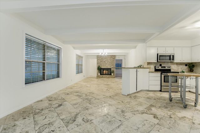 1004 Biscayne CV SW, Lakeway, TX 78734