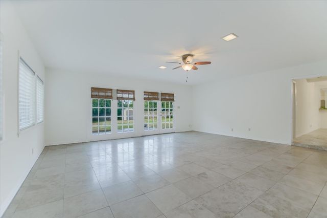 1004 Biscayne CV SW, Lakeway, TX 78734