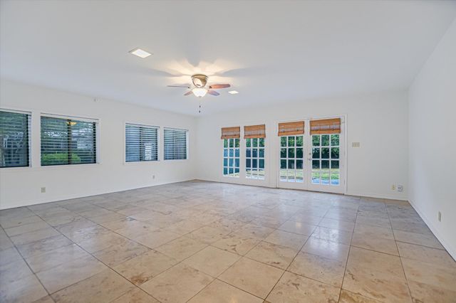 1004 Biscayne CV SW, Lakeway, TX 78734