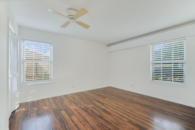 1004 Biscayne CV SW, Lakeway, TX 78734