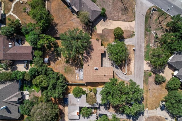 1004 Biscayne CV SW, Lakeway, TX 78734