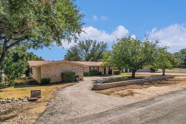 1004 Biscayne CV SW, Lakeway, TX 78734
