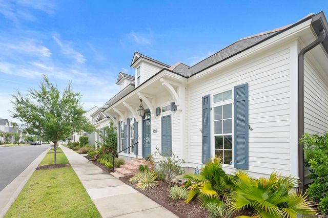5319 N Pointer Ct, Baton Rouge, LA 70808