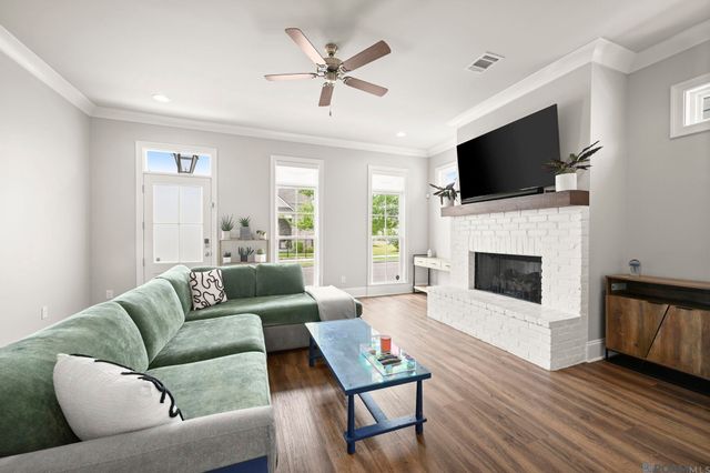 5319 N Pointer Ct, Baton Rouge, LA 70808