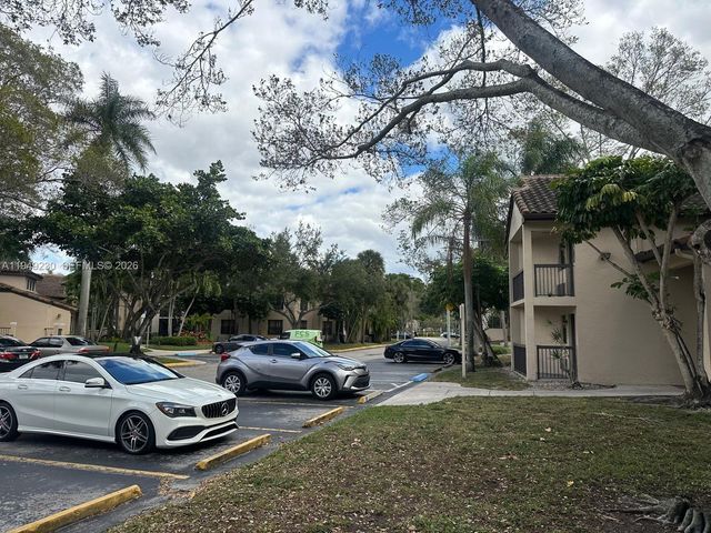 4481 W Mcnab Rd 37, Pompano Beach, FL 33069