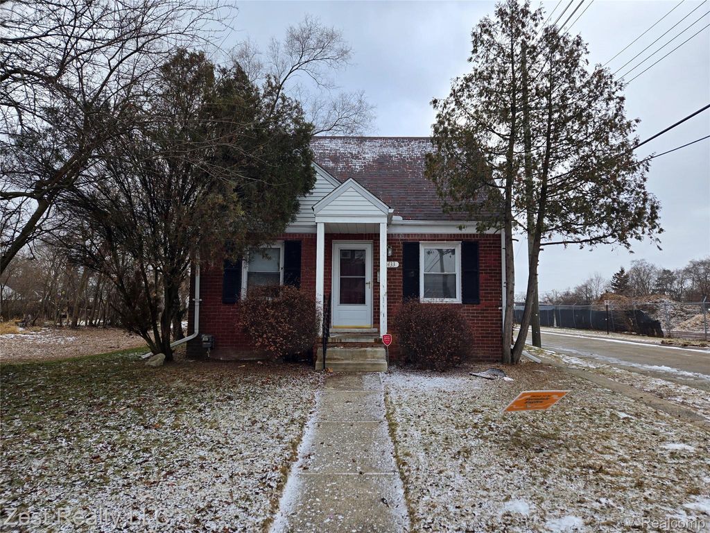 21433 Bethlawn Boulevard, Royal Oak Charter Township, MI 48220