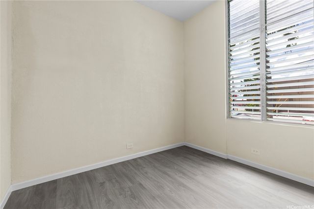 94-246 Leoku Street G125, Waipahu, HI 96797