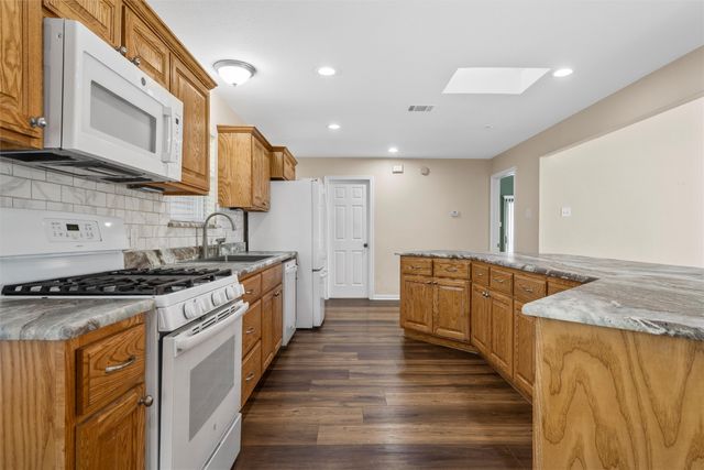 4505 Shady Glen Drive, Waco, TX 76708