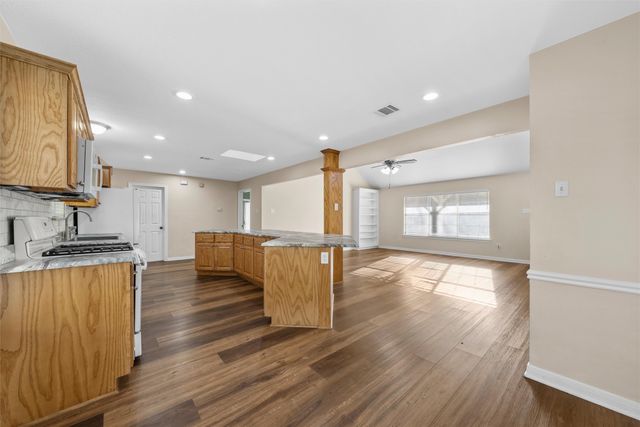 4505 Shady Glen Drive, Waco, TX 76708