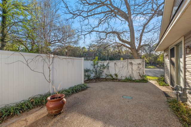 4505 Shady Glen Drive, Waco, TX 76708