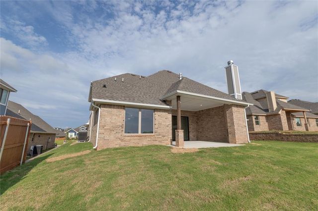 3017 Arbor Hill Drive, Edmond, OK 73034