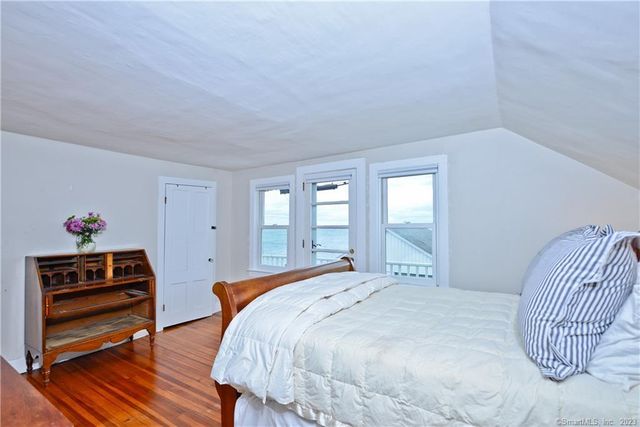 20 Omega Street, Stonington, CT 06378