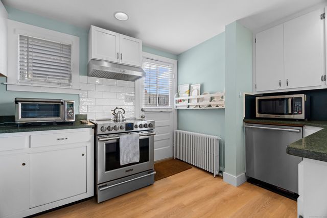 20 Omega Street, Stonington, CT 06378