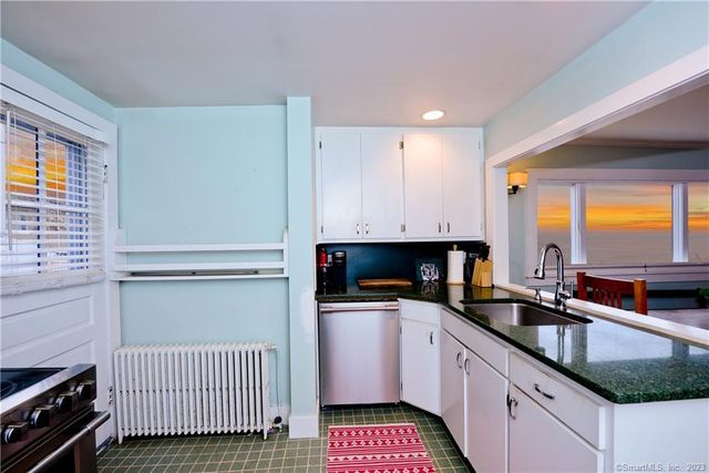 20 Omega Street, Stonington, CT 06378
