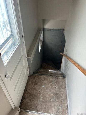2668 Lawrence Street, Detroit, MI 48206
