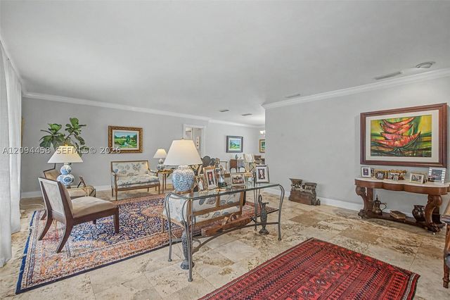 16140 SW 74th Pl, Palmetto Bay, FL 33157