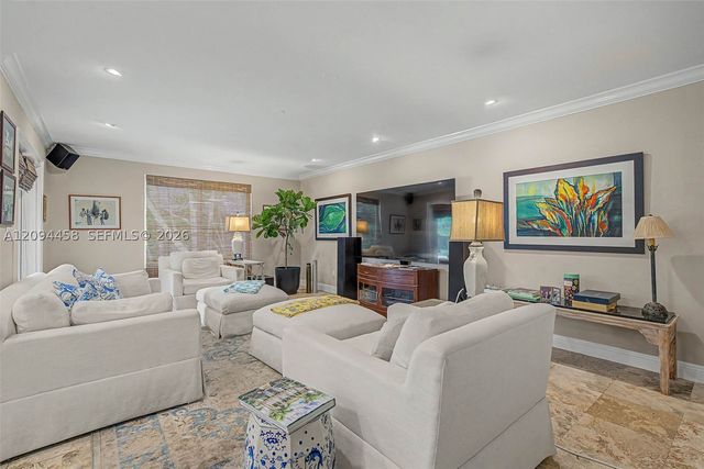 16140 SW 74th Pl, Palmetto Bay, FL 33157