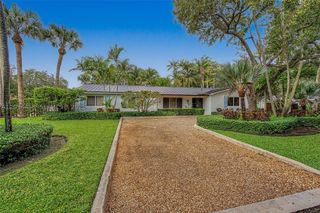 16140 SW 74th Pl, Palmetto Bay, FL 33157