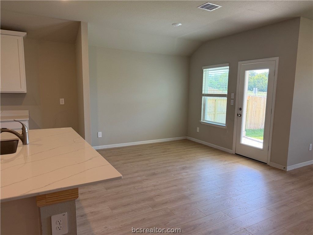 1000 Legrand Street, Brenham, TX 77833 — photo 3