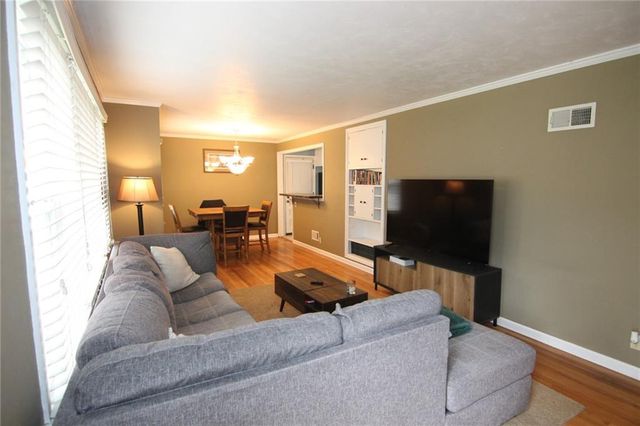 5525 Horton Street, Mission, KS 66202