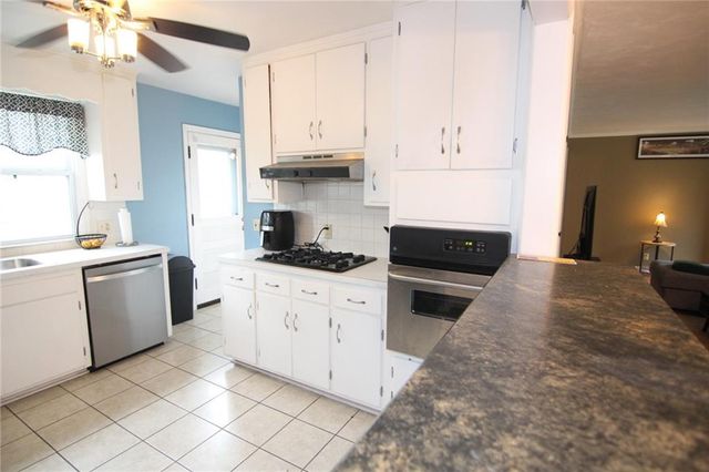 5525 Horton Street, Mission, KS 66202