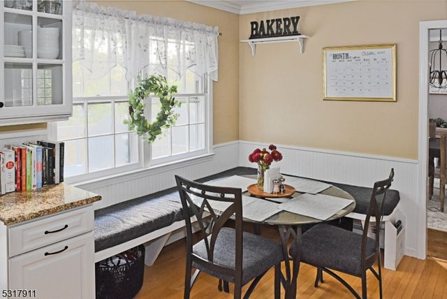 42 Melrose Dr, Chester Twp., NJ 07930