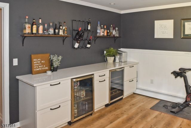 42 Melrose Dr, Chester Twp., NJ 07930