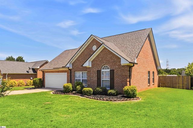 226 Glen Crest Drive, Moore, SC 29369