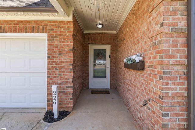 226 Glen Crest Drive, Moore, SC 29369