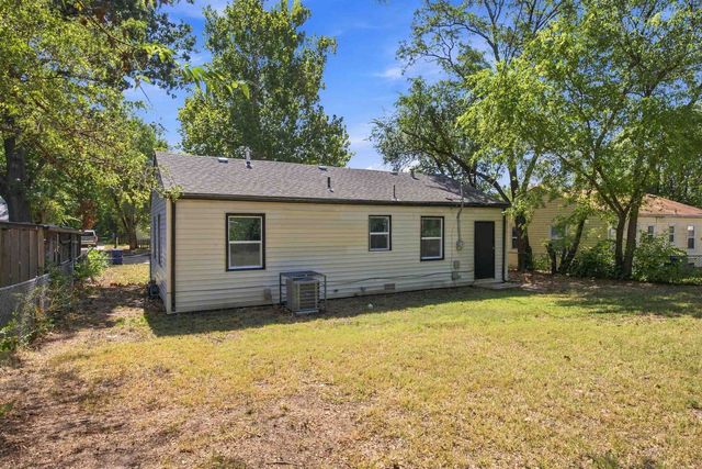 2522 E Audrey St, Wichita, KS 67219