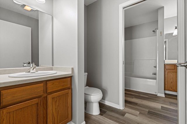 1246 Lombardi WAY, Waukesha, WI 53186