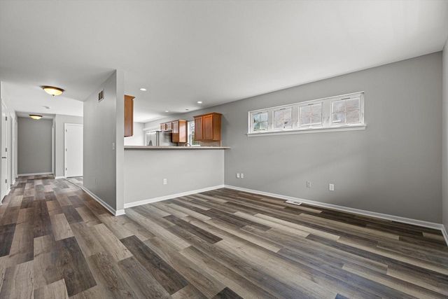 1246 Lombardi WAY, Waukesha, WI 53186