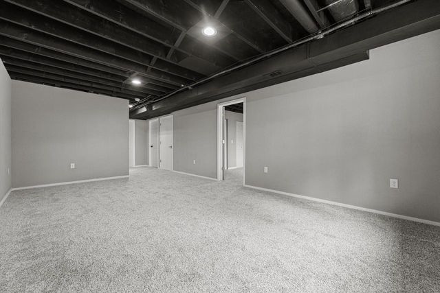 1246 Lombardi WAY, Waukesha, WI 53186