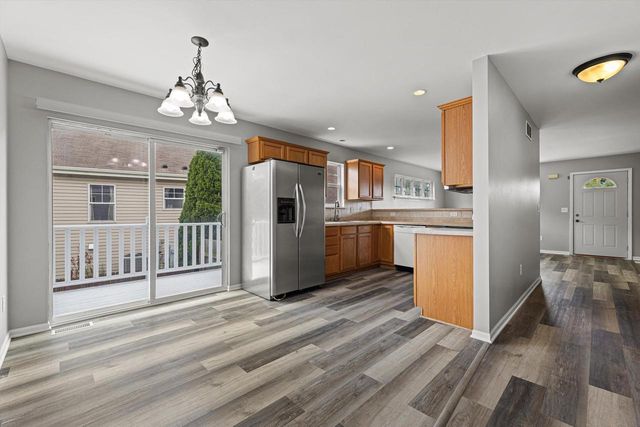 1246 Lombardi WAY, Waukesha, WI 53186