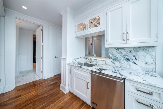 175 Huguenot Street PH 604, New Rochelle, NY 10801