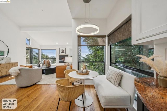 6051 6051 Westover Dr, Oakland, CA 94611