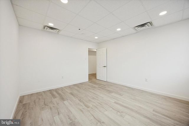 100 RED LION RD, Philadelphia, PA 19115