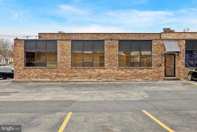 100 RED LION RD, Philadelphia, PA 19115