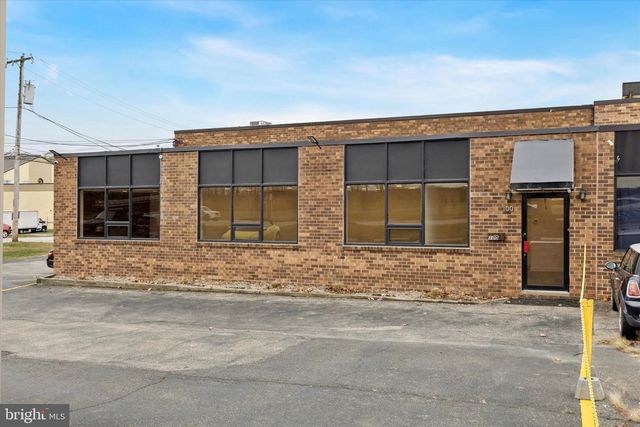 100 RED LION RD, Philadelphia, PA 19115